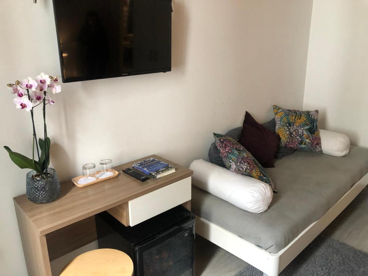 Giuturna Boutique Hotel Рим Экстерьер фото